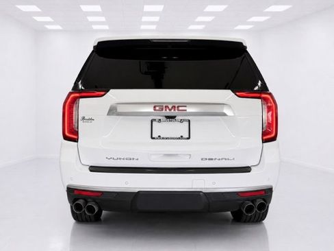 Used 2023 GMC Yukon Denali w/ Advanced Technology Package AWD/4WD image 13