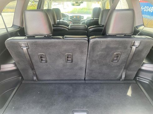 Used 2019 Honda Pilot EX-L image 10