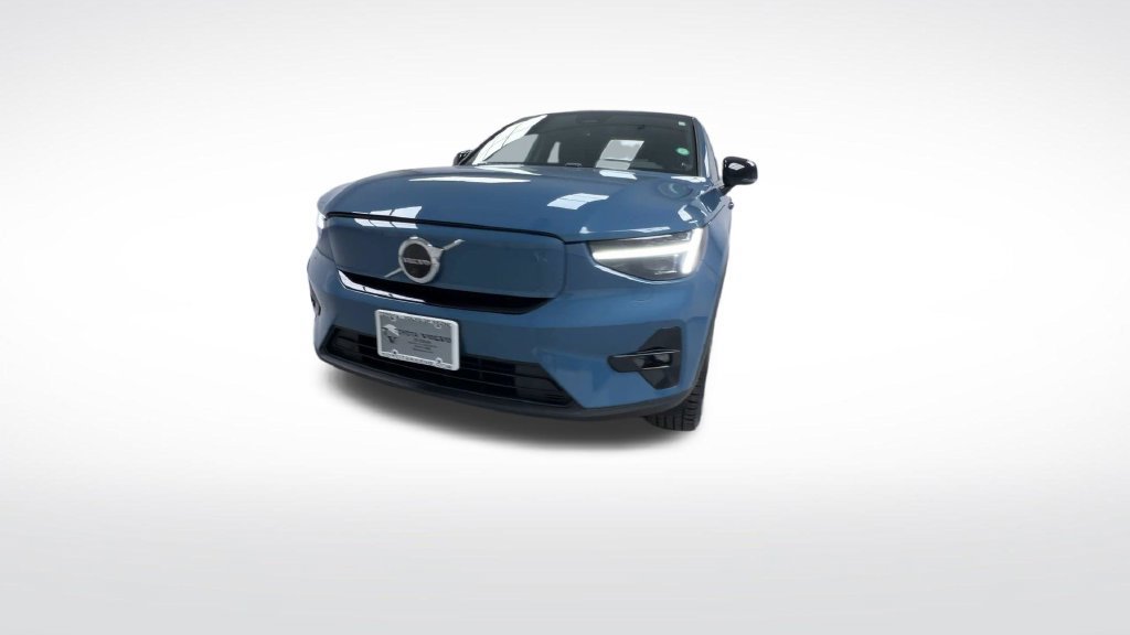 Used 2023 Volvo C40 P8 Recharge Ultimate AWD/4WD image 3