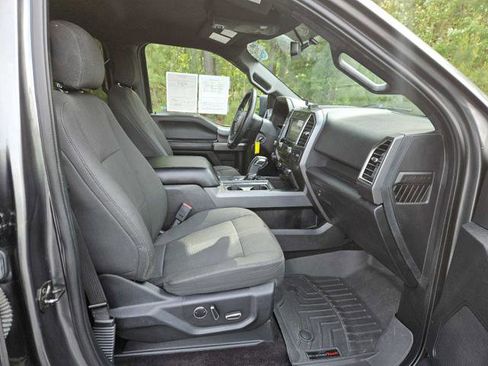 Used 2016 Ford F150 XLT w/ Equipment Group 302A Luxury AWD/4WD image 38