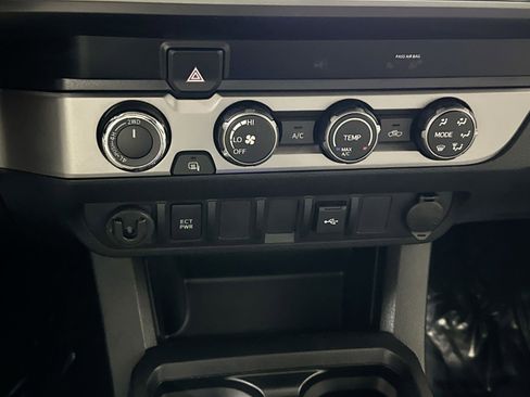 Used 2023 Toyota Tacoma SR w/ SR Convenience Package image 24