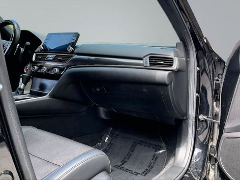 Used 2021 Honda Accord Sport image 18