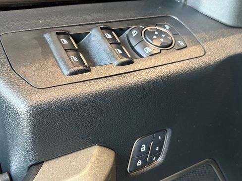 Used 2017 Ford F150 Raptor w/ Equipment Group 802A Luxury AWD/4WD image 14
