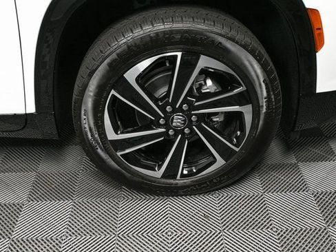 New 2026 Buick Enclave Sport Touring image 38