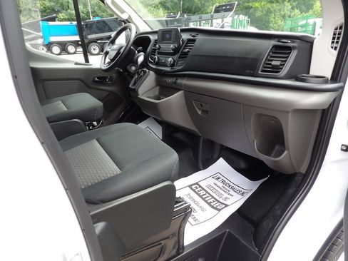 Used 2025 Ford Transit 250 Low Roof w/ Exterior Upgrade Package RWD image 31