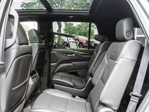 Used 2022 Cadillac Escalade Sport w/ Touring Package AWD/4WD image 26