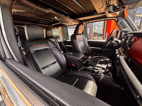 Used 2021 Jeep Wrangler Unlimited Rubicon image 14
