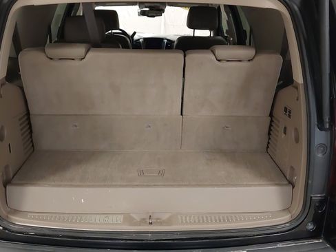Used 2018 Chevrolet Tahoe LT image 27