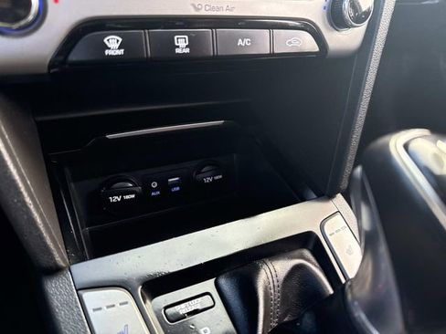 Used 2018 Hyundai Elantra Value Edition image 28