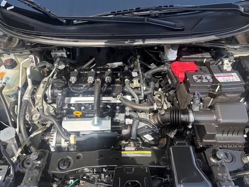 Used 2025 Nissan Versa SV FWD image 29