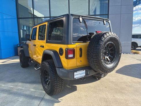 Used 2019 Jeep Wrangler Unlimited Sport S AWD/4WD image 7