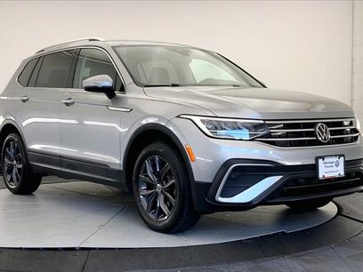 Certified 2022 Volkswagen Tiguan SE