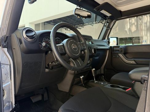 Used 2016 Jeep Wrangler Unlimited Sport w/ Quick Order Package 24S image 36