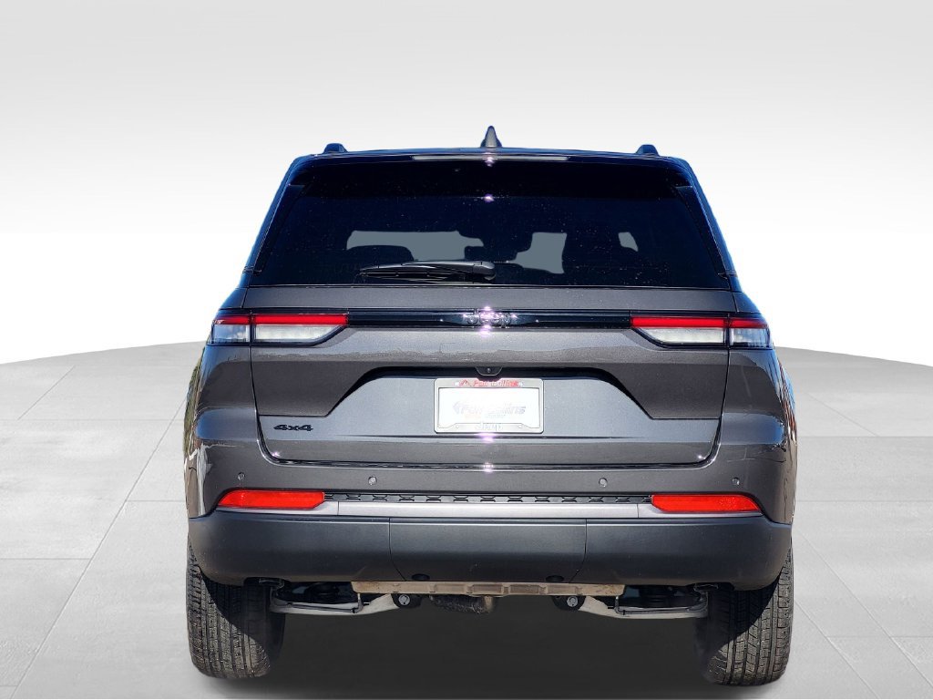 New 2026 Jeep Grand Cherokee Altitude AWD/4WD image 6