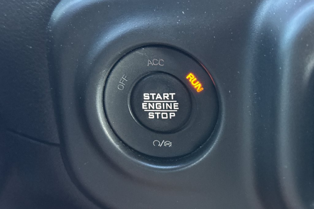 Used 2021 Jeep Wrangler Unlimited Rubicon AWD/4WD image 26