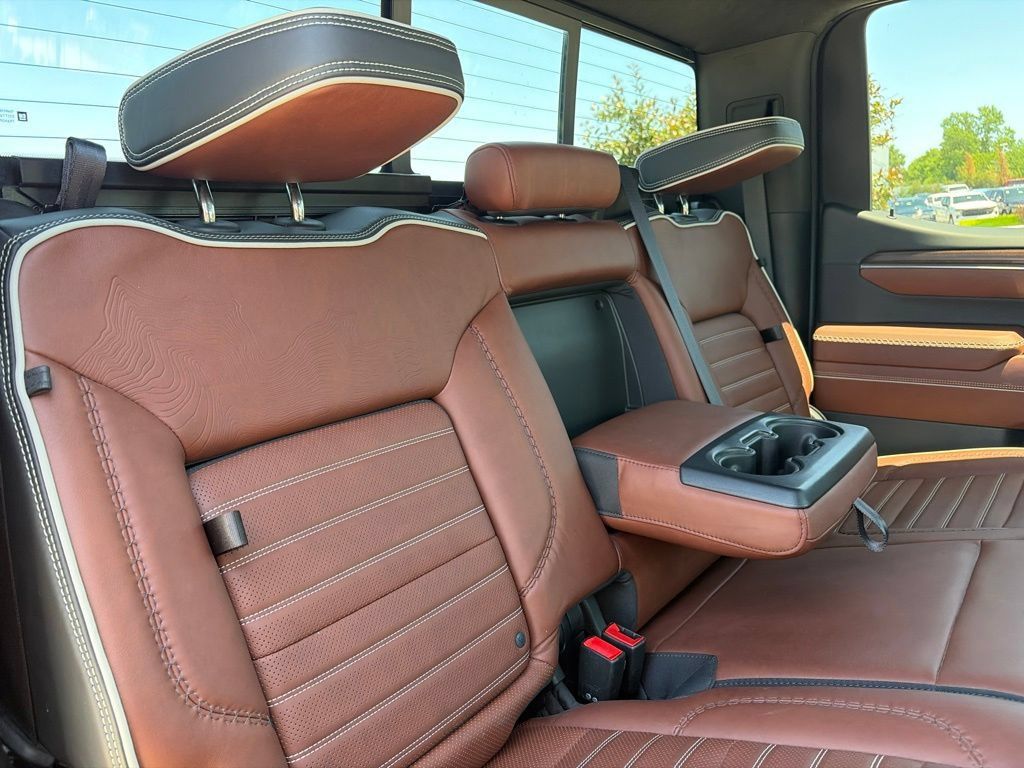 Used 2023 GMC Sierra 1500 Denali Ultimate AWD/4WD image 41