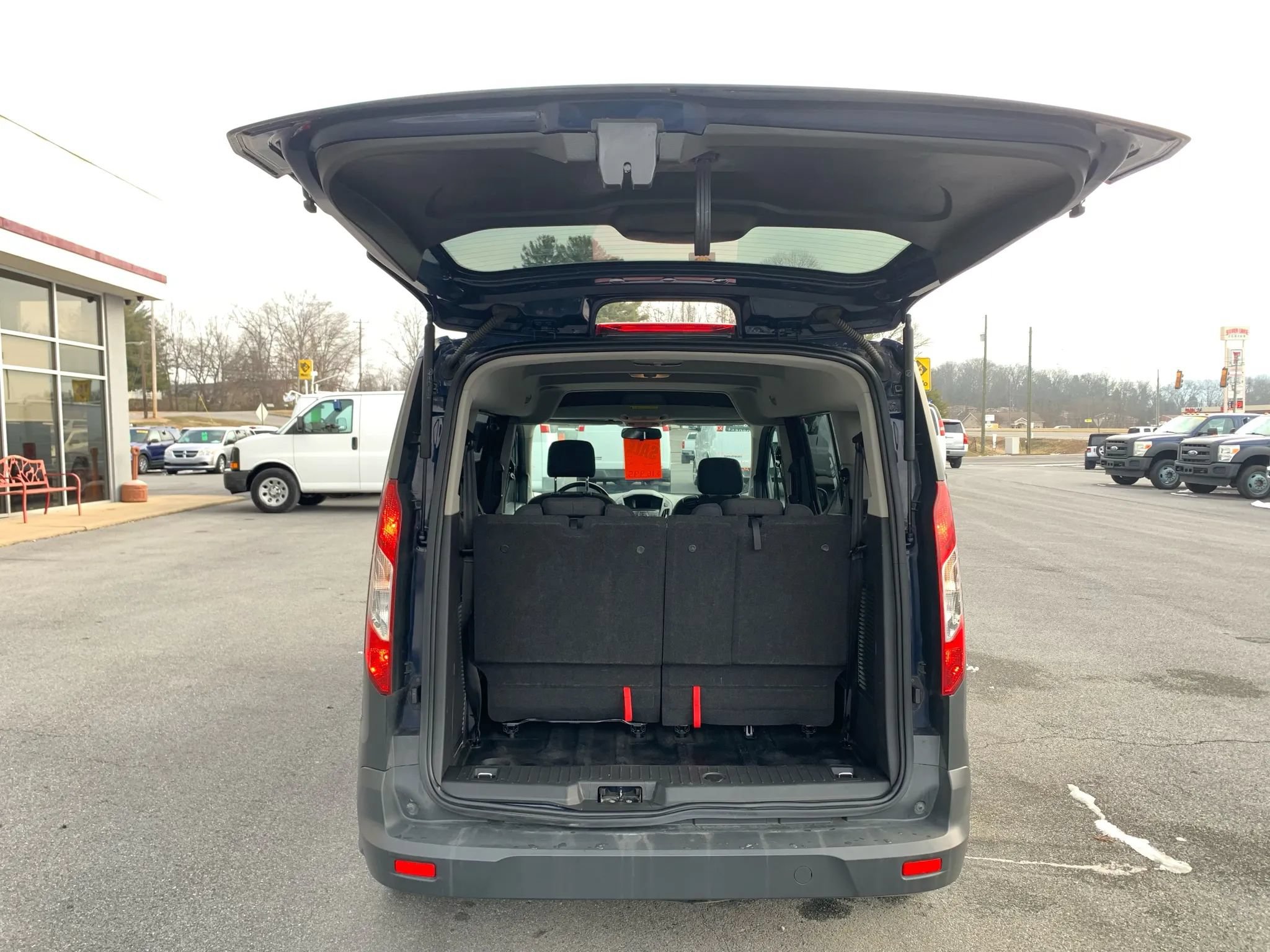 Used 2016 Ford Transit Connect XL FWD image 27