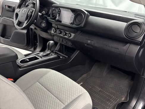 Used 2020 Toyota Tacoma SR AWD/4WD image 25