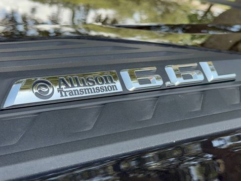 Used 2024 Chevrolet Silverado 2500 Custom AWD/4WD image 32