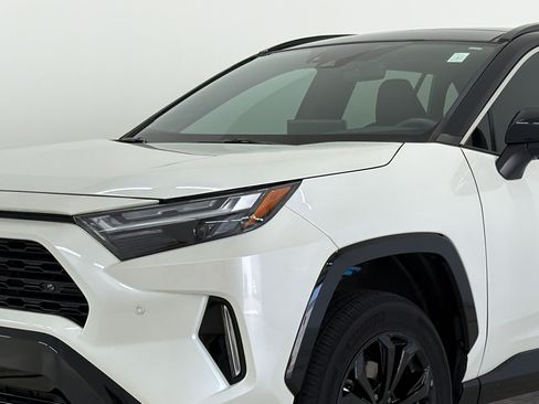 Used 2022 Toyota RAV4 XSE AWD/4WD image 24