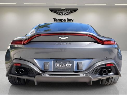 Used 2021 Aston Martin V8 Vantage Coupe image 8