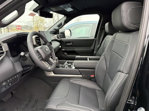 New 2026 Toyota Tundra Limited AWD/4WD image 18