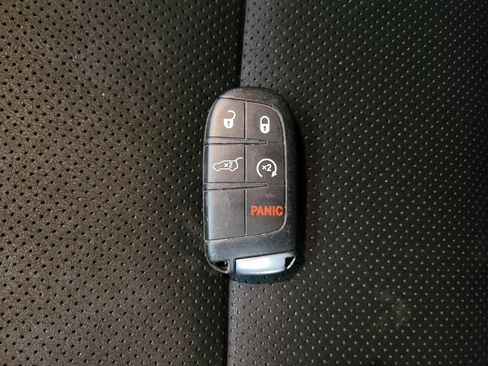 Used 2022 Dodge Durango GT RWD image 32