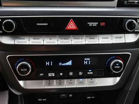 Used 2018 Hyundai Sonata SE FWD image 20