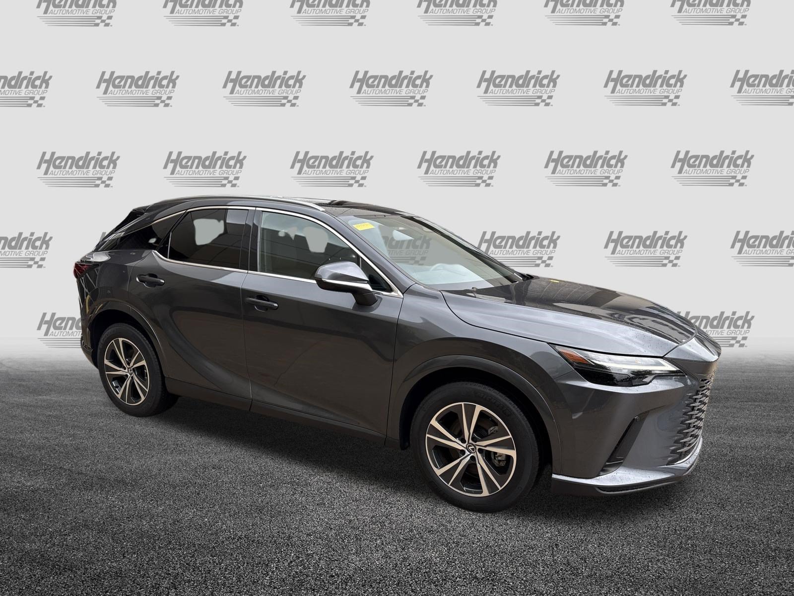 Used 2024 Lexus RX 350h w/ Accessory Package (Z1) AWD/4WD image 2