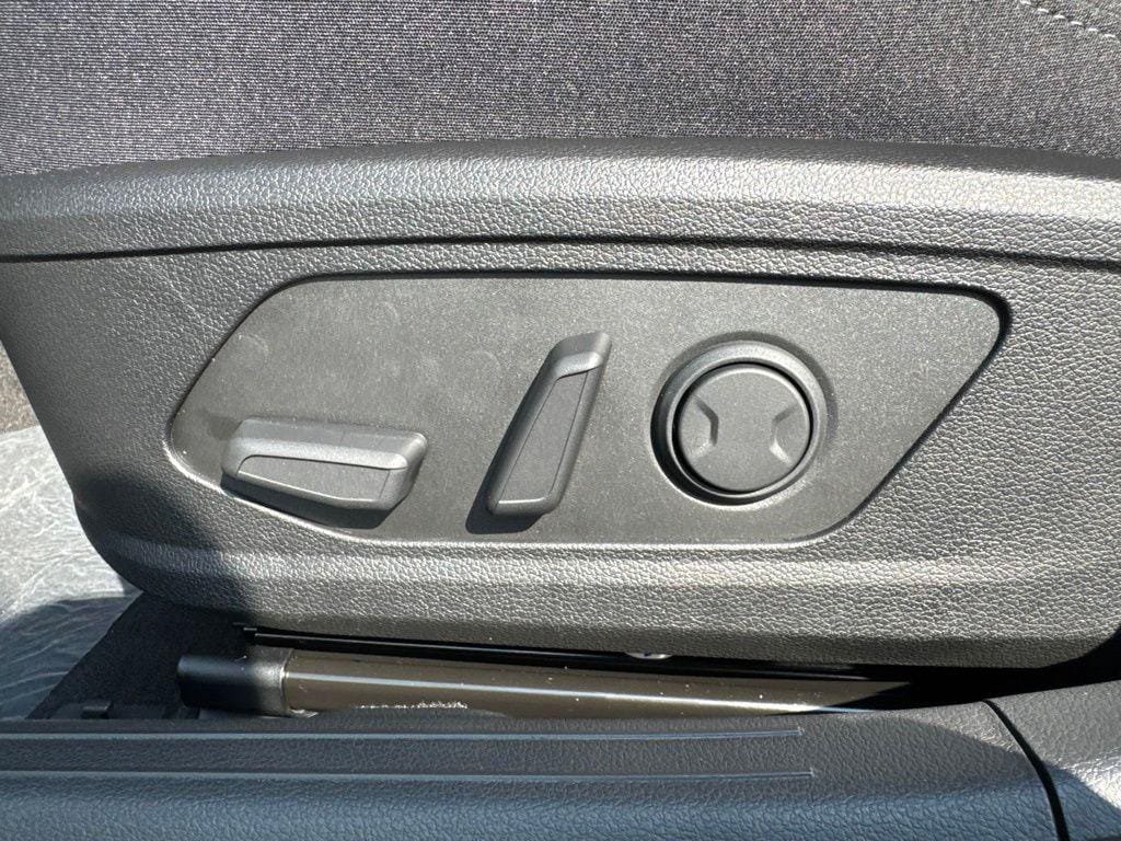 New 2026 Hyundai Sonata SEL FWD image 8