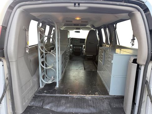 Used 2014 Chevrolet Express 2500 LS image 14