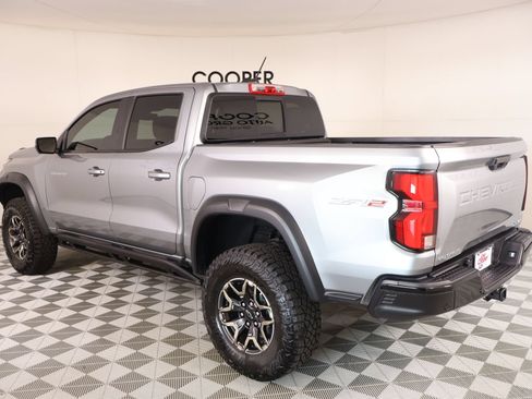 Used 2026 Chevrolet Colorado ZR2 w/ Technology Package AWD/4WD image 22