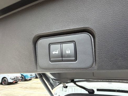 New 2026 Nissan Rogue SV image 33