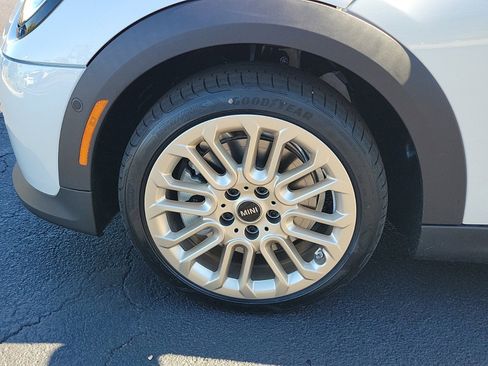 New 2025 MINI Cooper S image 8