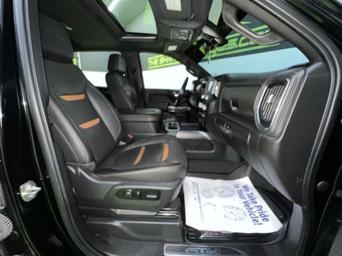 Used 2022 GMC Sierra 1500 AT4 w/ AT4 Premium Package AWD/4WD image 28