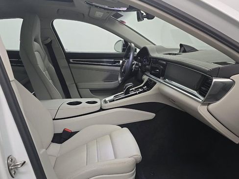 Used 2023 Porsche Panamera 4 Platinum Edition AWD/4WD image 6
