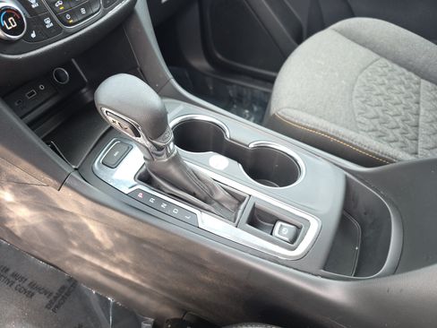 Used 2024 Chevrolet Equinox LT AWD/4WD image 23