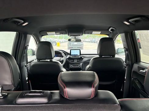 Used 2025 Ford Escape ST-Line AWD/4WD image 37