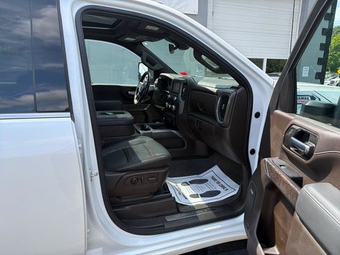 Used 2022 GMC Sierra 2500 Denali AWD/4WD image 17