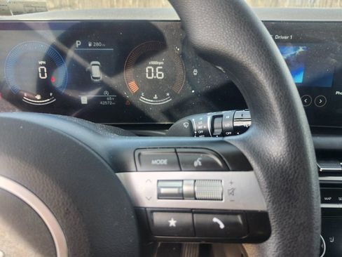 Used 2025 Hyundai Tucson SEL image 16