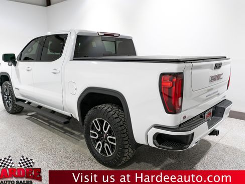 Used 2023 GMC Sierra 1500 AT4 w/ AT4 Preferred Package AWD/4WD image 3