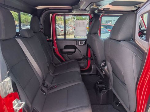 Used 2021 Jeep Gladiator Sport AWD/4WD image 12
