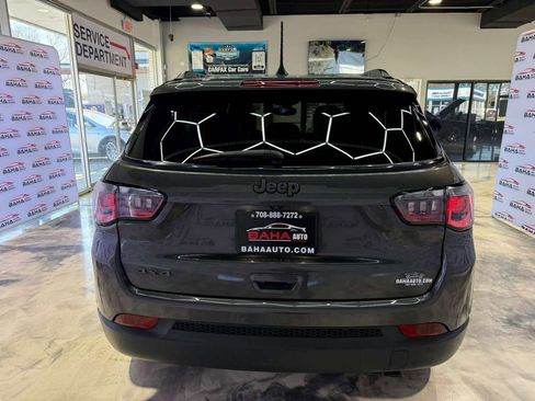 Used 2021 Jeep Compass Latitude w/ Sun and Sound Group image 9