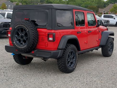 Used 2023 Jeep Wrangler Unlimited w/ Cold Weather Group AWD/4WD image 10