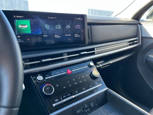 Used 2025 Hyundai Santa Fe SEL image 21