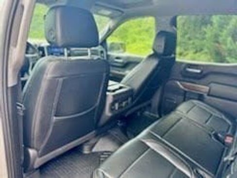Used 2021 Chevrolet Silverado 1500 RST AWD/4WD image 16