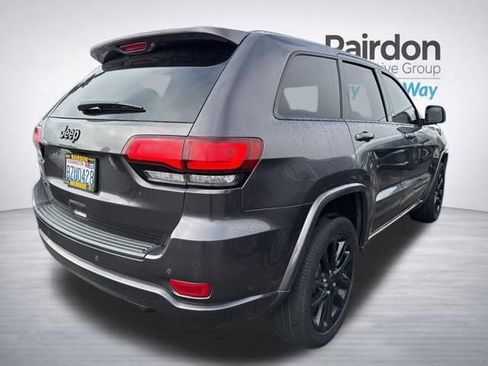 Used 2020 Jeep Grand Cherokee Altitude image 13