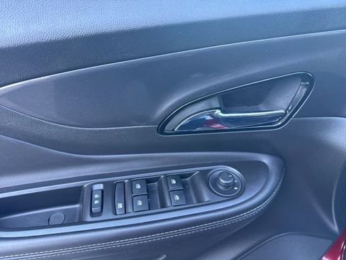 Used 2022 Buick Encore Preferred w/ Safety Package AWD/4WD image 11