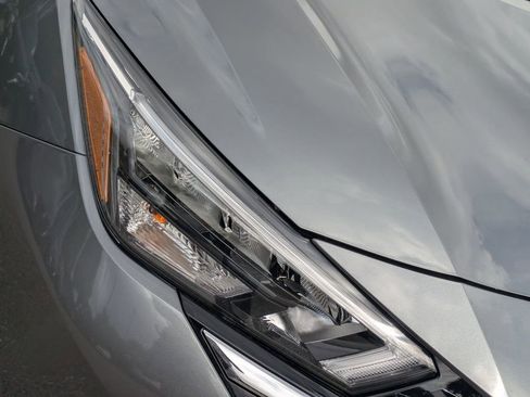 New 2025 Nissan Versa S w/ Trunk Package image 9