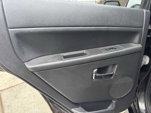 Used 2009 Jeep Grand Cherokee SRT8 w/ SRT Option Group I image 17